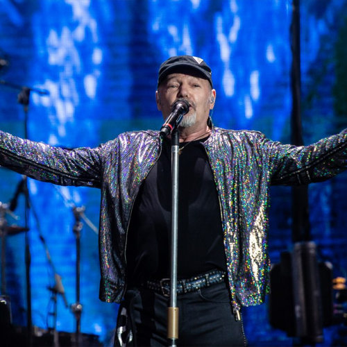 Vasco Rossi annuncia