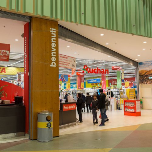 AUCHAN