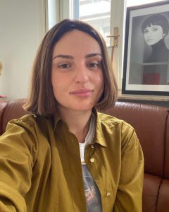 Arisa senza trucco: "Ecco la mia vera faccia" Arisa senza trucco: "Ecco la mia vera faccia"