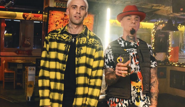 J-AX: esce il nuovo singolo “Via Di Qua” (feat. Mr. Rain)