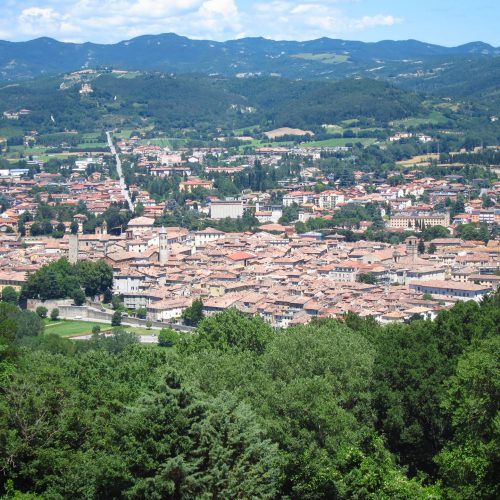 prete in fuga per amore