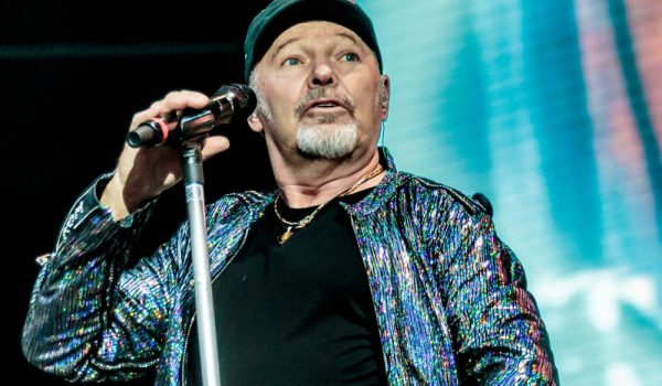 Vasco Rossi torna a “Palermo”: ecco le due date allo stadio “Renzo Barbera”