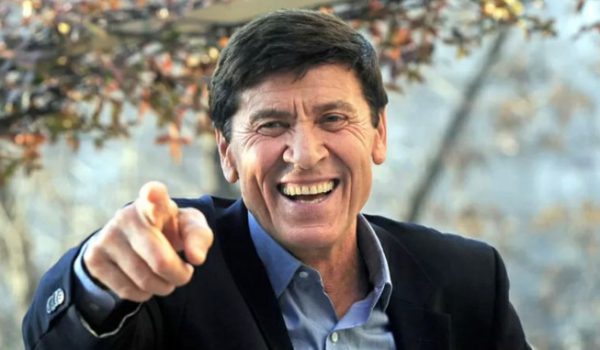 Sanremo 2022: “Apri tutte le porte”, nuovo singolo di Gianni Morandi