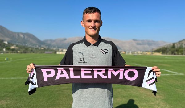 Palermo, Henderson è rosanero: il comunicato