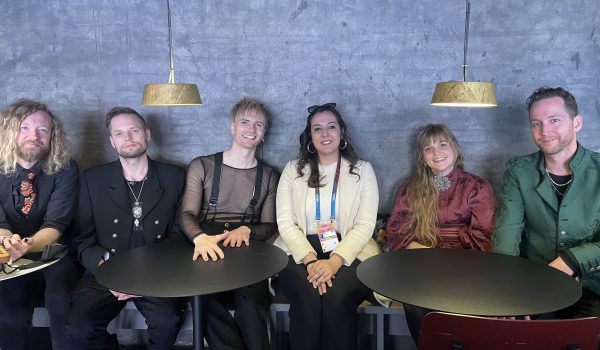 Eurovision 2024, la Norvegia e la ballata in lingua madre: l’intervista in esclusiva
