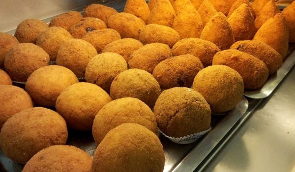 Arancine di Santa Lucia: storia di un simbolo Palermitano