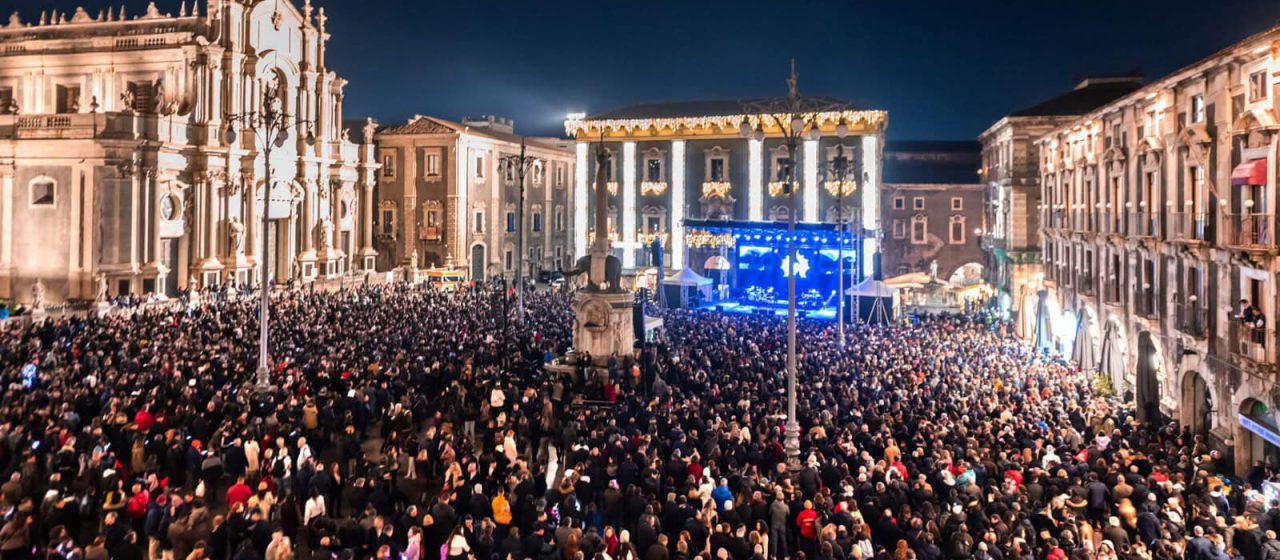 Ghali protagonista del Capodanno a Catania: musica e spettacolo in Piazza Duomo