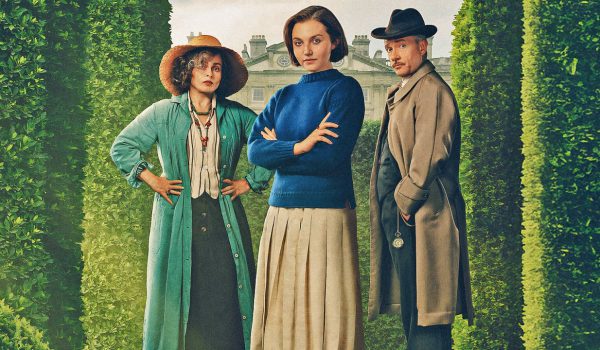 “I Sette Quadranti”: il nuovo giallo Netflix tratto da Agatha Christie