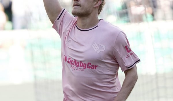 Palermo travolgente: 3-0 al Südtirol e ottava vittoria consecutiva al Barbera