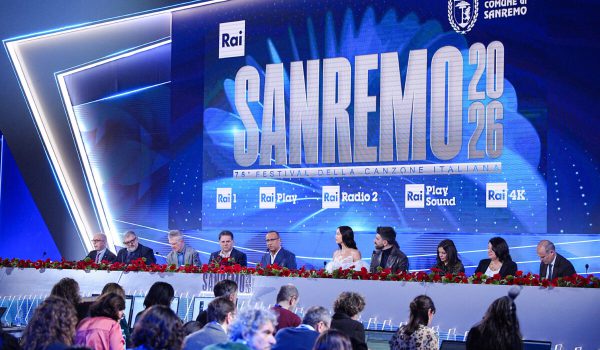 Sanremo 2026, Conferenza Stampa 27 Febbraio: Nicolò Filippucci vince tra i Giovani e record ascolti
