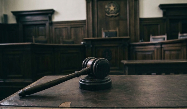 Abusi su una bambina nel palermitano: 70enne condannato a 17 anni di reclusione