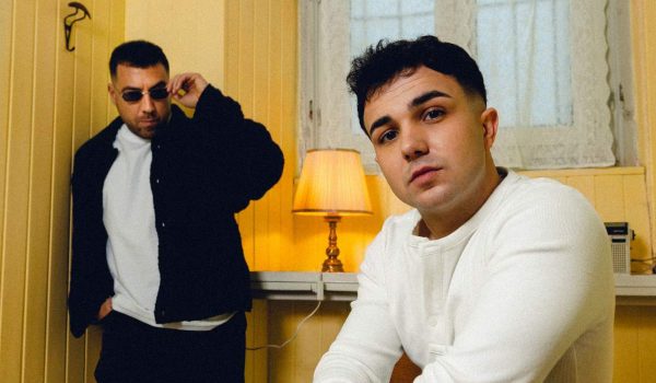 Juli e Coez: da venerdì 20 marzo il nuovo singolo “Quelli come me”