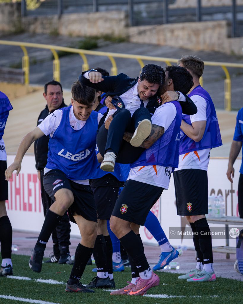 Athletic Palermo-Savoia 1-3: oplontini verso la Serie C | Photogallery