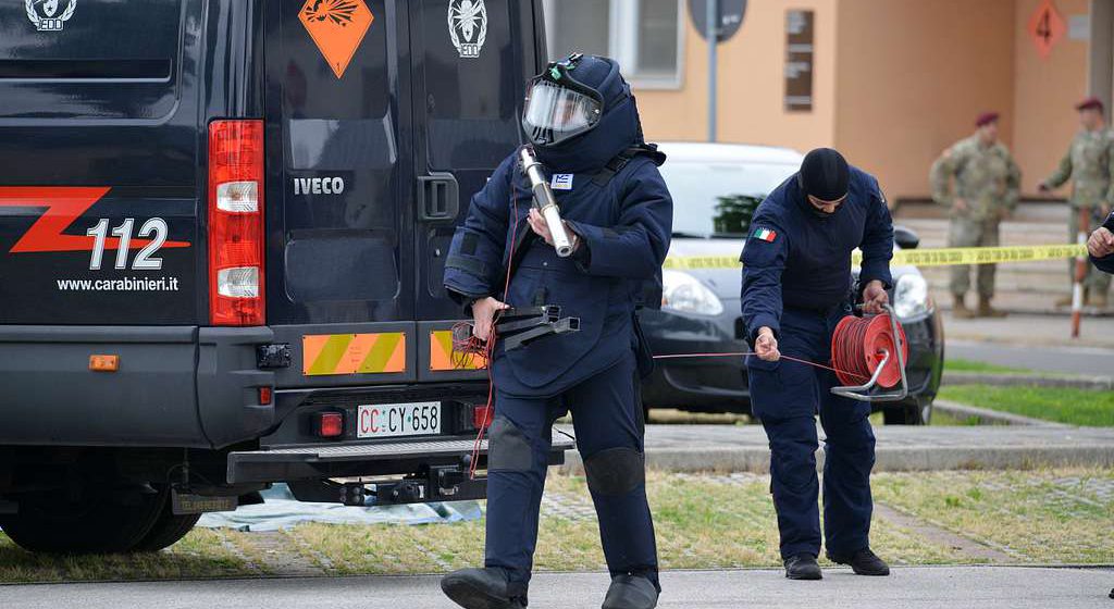 Truffa dei finti carabinieri, anziana salvata dalla nipote